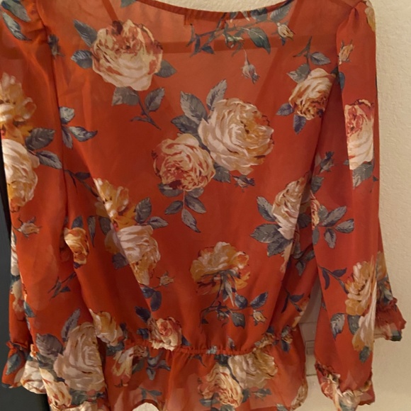 Sheer Floral Top Boot Barn - Picture 3 of 7